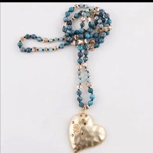 Heart pendant necklace